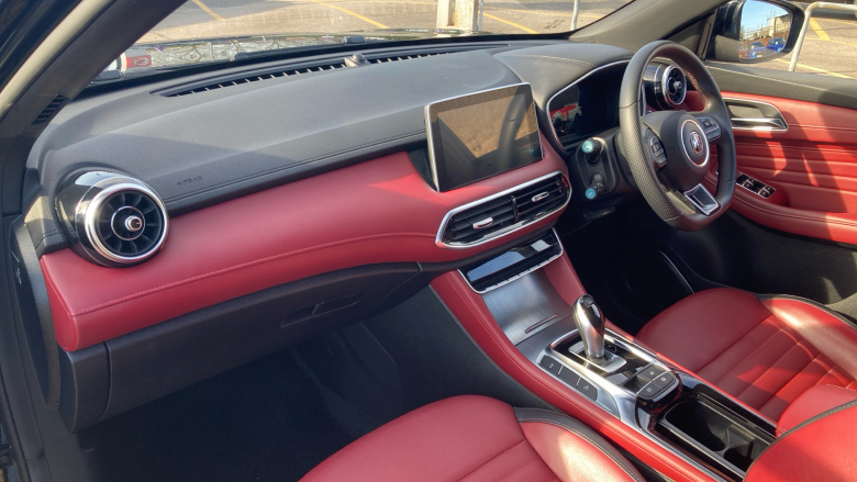 MG HS 1.5 T-GDI PHEV Trophy 5dr Auto Hatchback